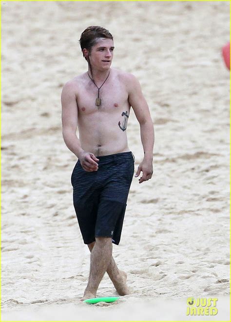 josh hutcherson nude|A Naked Josh Hutcherson Fights a VERY Hung Version of。